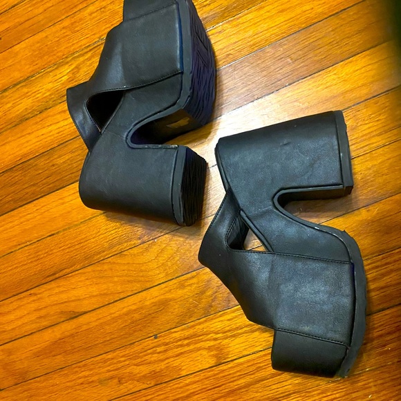 Demonia goth studded platform wedges size 9 - Picture 4 of 8